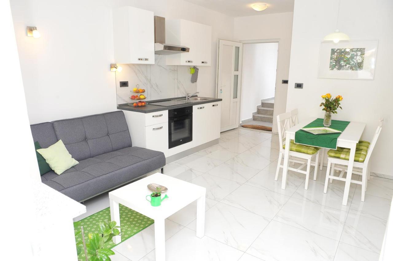 Ondina Apartments Pola Esterno foto