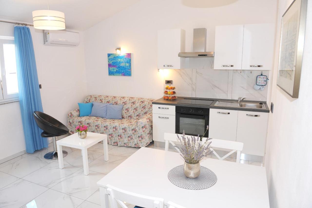 Ondina Apartments Pola Esterno foto
