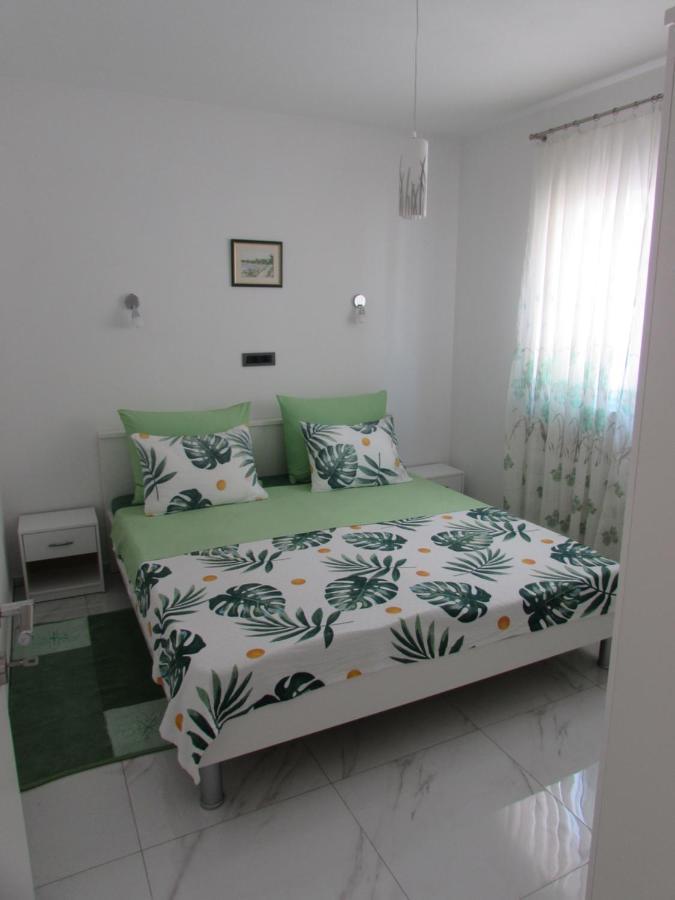 Ondina Apartments Pola Esterno foto
