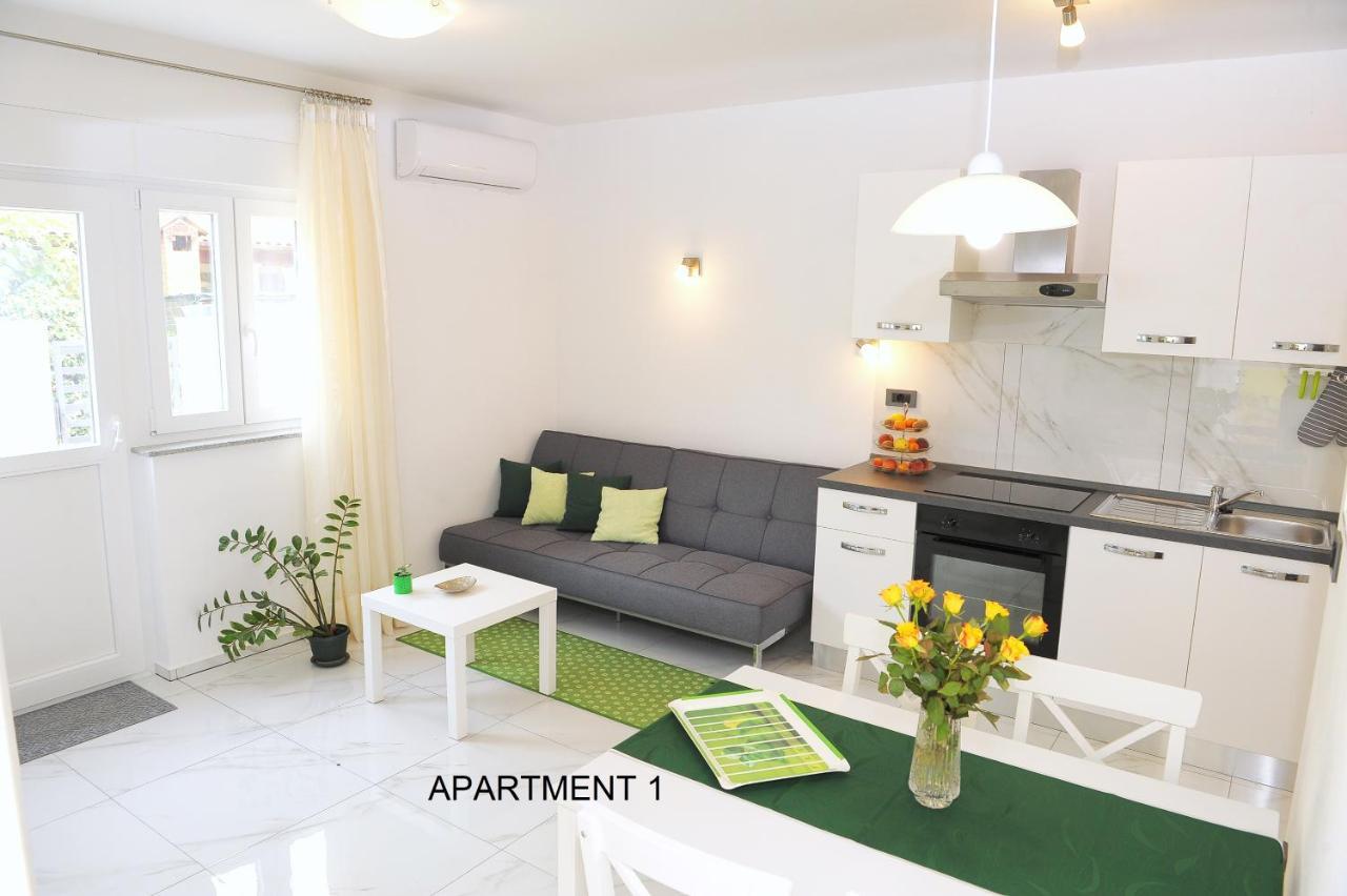 Ondina Apartments Pola Esterno foto