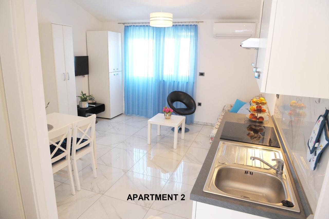 Ondina Apartments Pola Esterno foto